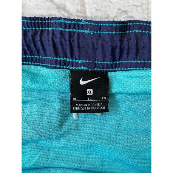 Nike men XL pull on mesh Lined swim trunks w/elastic drawstring waist - Picture 4 of 12